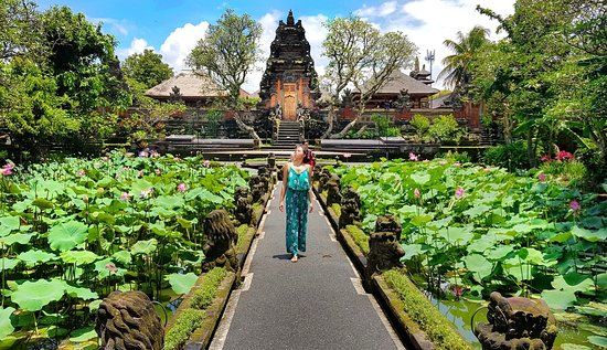 Świątynia Pura Taman Saraswati